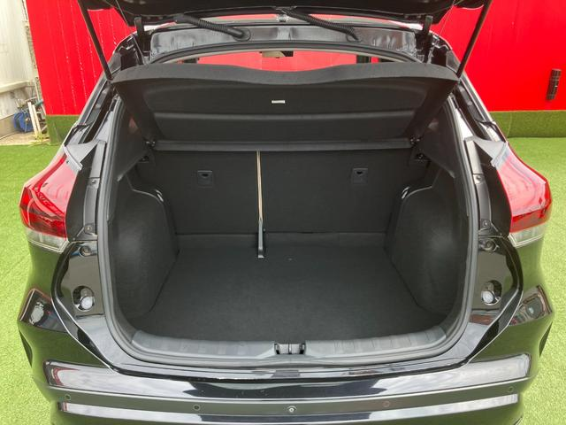 2023 NISSAN KICKS X TWO TONE INTERIOR EDITION