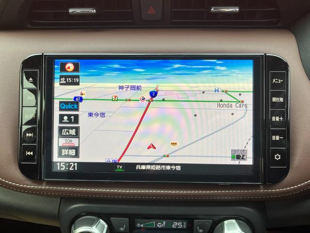 NISSAN KICKS X TWO TONE INTERIOR EDITION