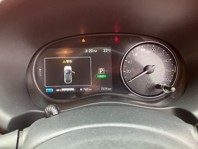 NISSAN KICKS X TWO TONE INTERIOR EDITION