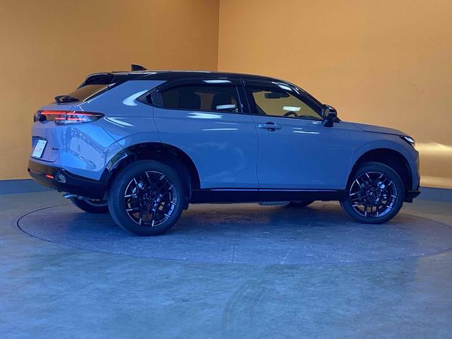 HONDA VEZEL E:HEV Z PLAY PACKAGE