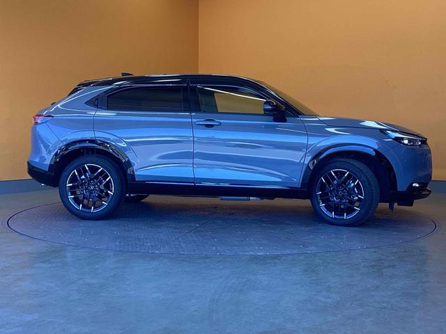 HONDA VEZEL E:HEV Z PLAY PACKAGE