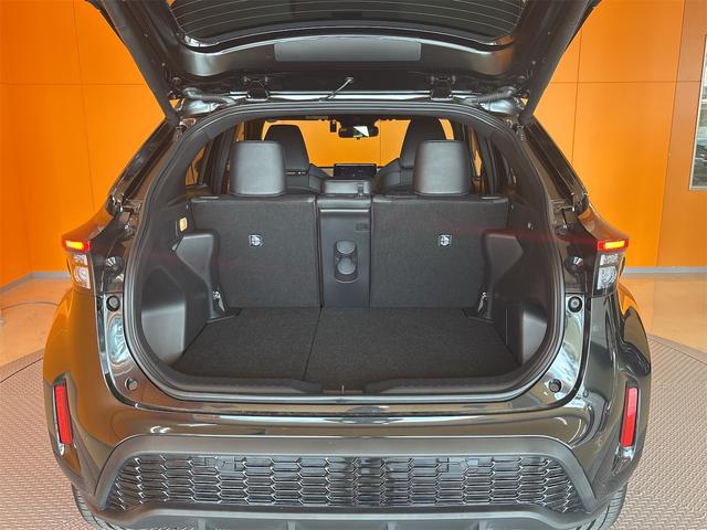 TOYOTA YARIS CROSS HYBRID GR SPORT
