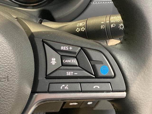 2025 NISSAN KICKS X
