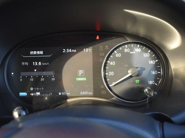 NISSAN KICKS X FOUR TWO TONE INTERIOR EDITION