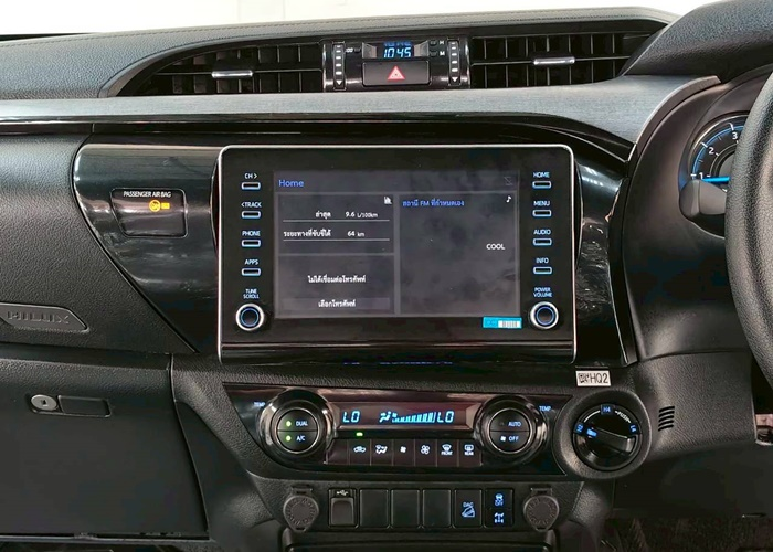 2023 TOYOTA Hilux SMART CAB 2.8 4WD AT Bronze