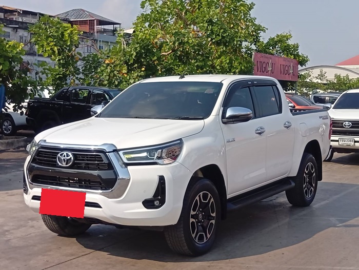 2025 TOYOTA Hilux DOUBLE CAB 2.4 2WD AT White