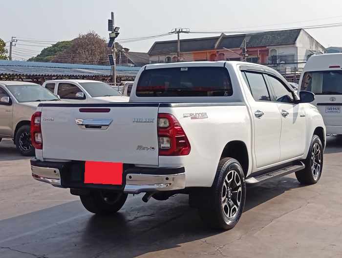 2025 TOYOTA Hilux DOUBLE CAB 2.4 2WD AT White