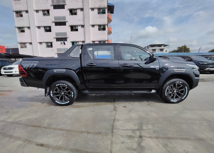 2026 TOYOTA Hilux DOUBLE CAB