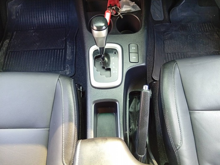 2025 TOYOTA Hilux DOUBLE CAB 2.4 2WD AT White
