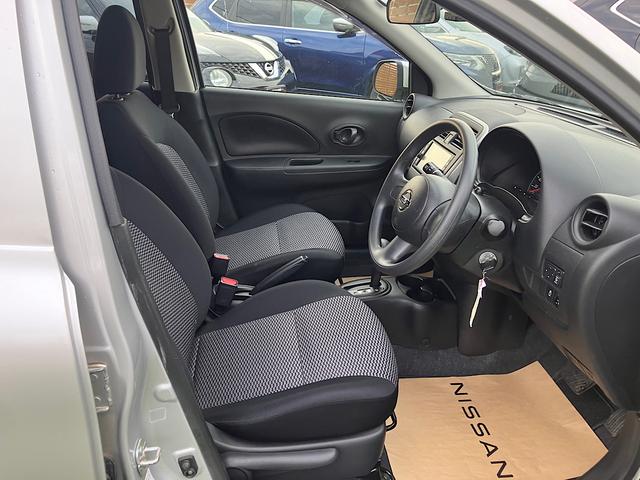 NISSAN MARCH S