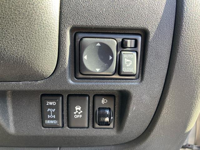 NISSAN MARCH X FOUR V SELECTION