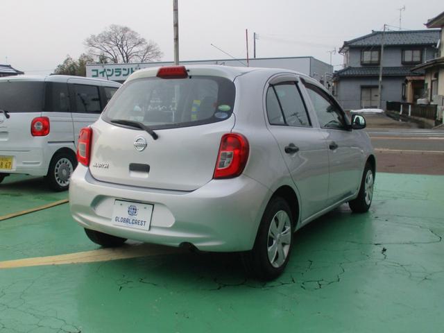 NISSAN MARCH S