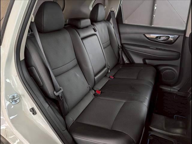 NISSAN X-TRAIL 20X HYBRID