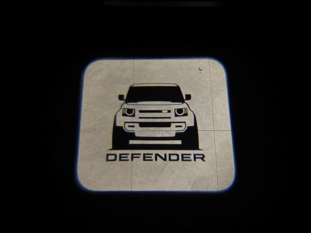 LAND ROVER DEFENDER 110V8 P525