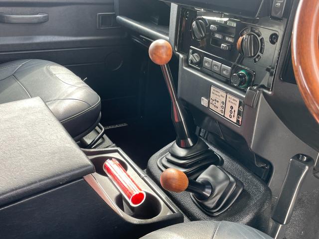 LAND ROVER DEFENDER DEFENDER 110