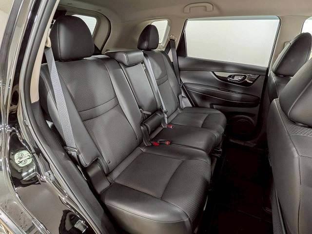 NISSAN X-TRAIL 20XI