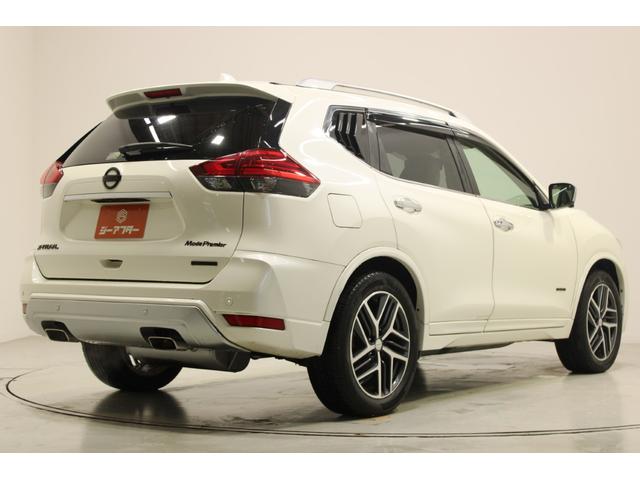 NISSAN X-TRAIL MODE PREMIER HYBRID CONTRAST INTERIOR