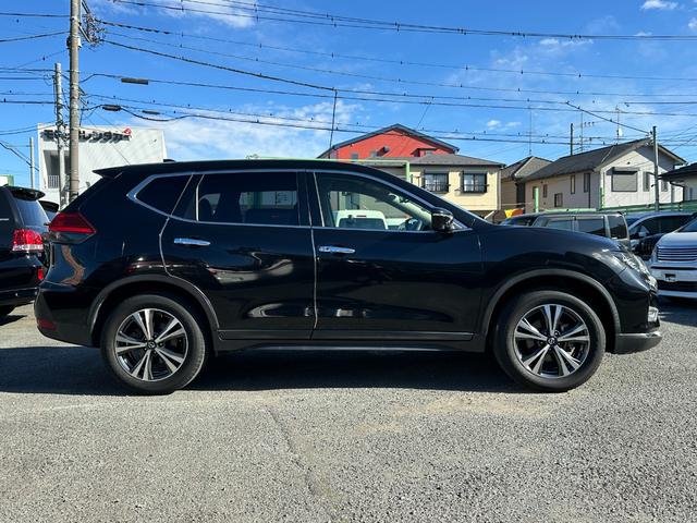 NISSAN X-TRAIL 20X