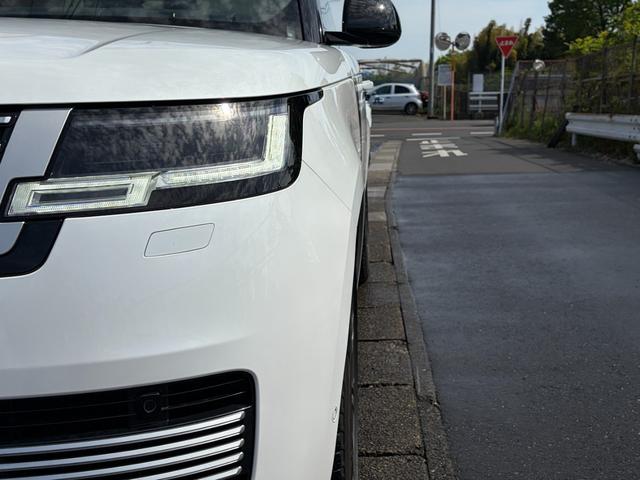 LAND ROVER RANGE ROVER SV P530 STANDARD WHEELBASE