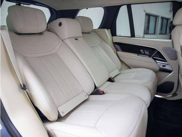 LAND ROVER RANGE ROVER AUTOBIOGRAPHY P550E STANDARD WHEELBASE