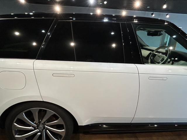 LAND ROVER RANGE ROVER AUTOBIOGRAPHY D300 STANDARD WHEELBASE