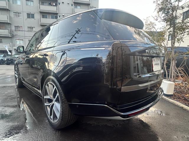 LAND ROVER RANGE ROVER SE P550E STANDARD WHEELBASE