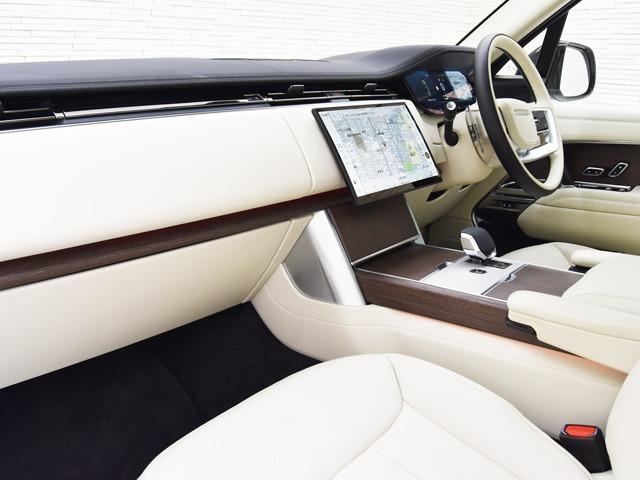 LAND ROVER RANGE ROVER HSE D300 STANDARD WHEELBASE
