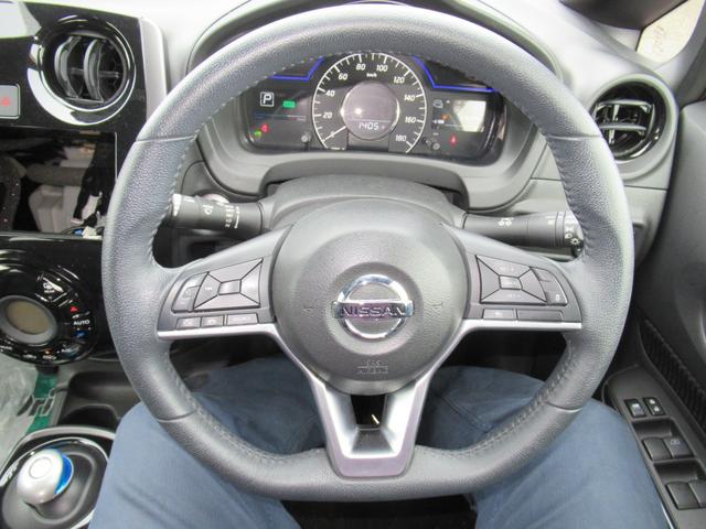 NISSAN NOTE E-POWER MEDALIST FOUR BLACK ARROW