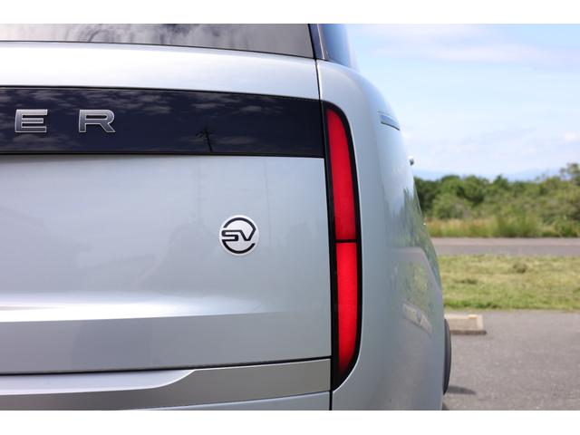 LAND ROVER RANGE ROVER SV P530 STANDARD WHEELBASE