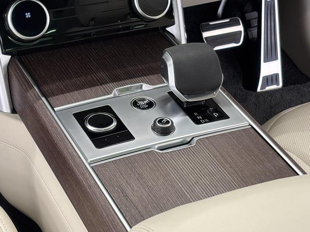 LAND ROVER RANGE ROVER AUTOBIOGRAPHY D300 STANDARD WHEELBASE
