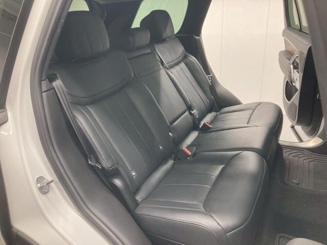 LAND ROVER RANGE ROVER HSE D300 STANDARD WHEELBASE