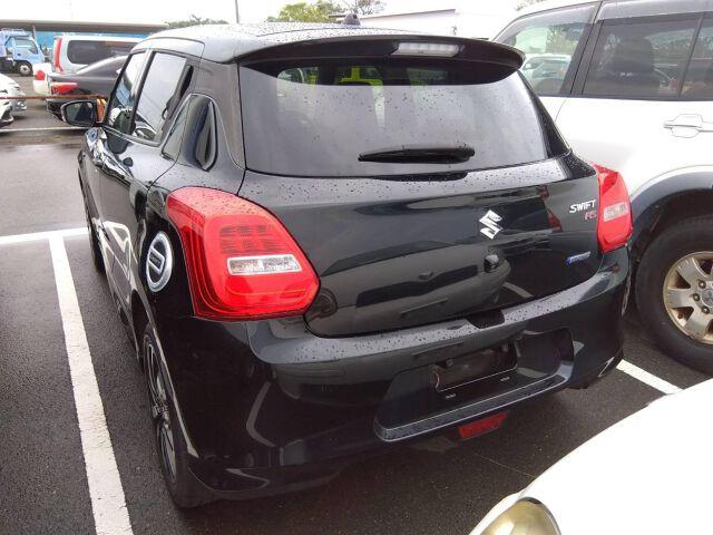 SUZUKI SWIFT HYBRID RS