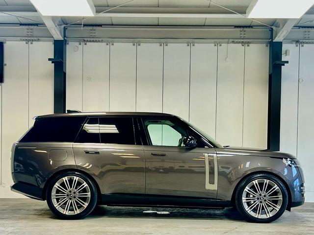 LAND ROVER RANGE ROVER HSE D300 STANDARD WHEELBASE