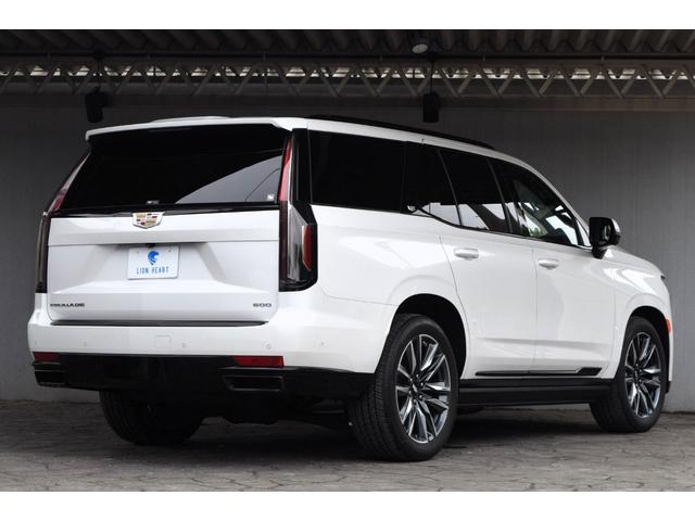 CADILLAC CADILLAC ESCALADE WHITE SPORT EDITION