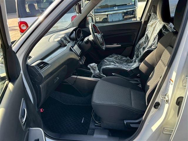 SUZUKI SWIFT RST