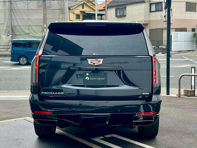 CADILLAC CADILLAC ESCALADE SPORT