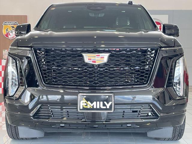CADILLAC CADILLAC ESCALADE SPORT