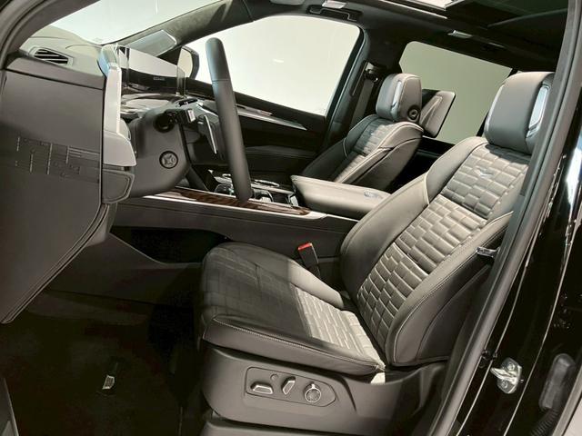 CADILLAC CADILLAC ESCALADE SPORT