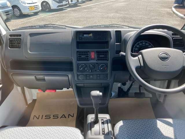 NISSAN CLIPPER TRUCK DX SAFETY PACKAGE