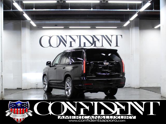 CADILLAC CADILLAC ESCALADE SPORT