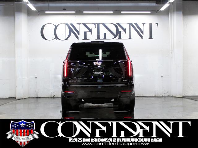 CADILLAC CADILLAC ESCALADE SPORT