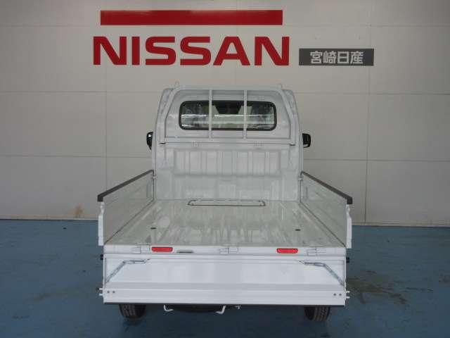 NISSAN CLIPPER TRUCK DX SAFETY PACKAGE