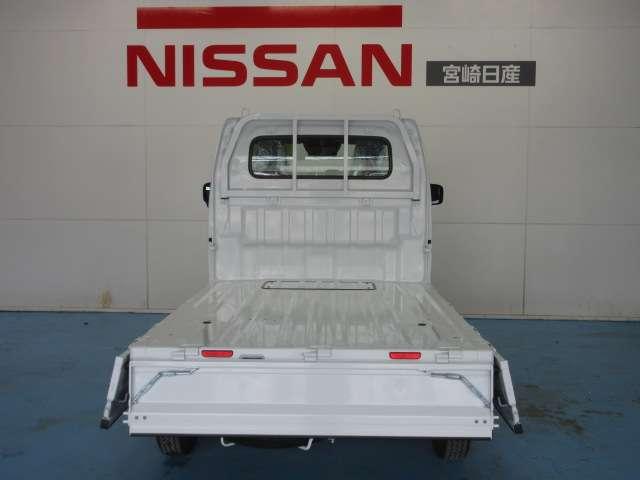 NISSAN CLIPPER TRUCK DX SAFETY PACKAGE