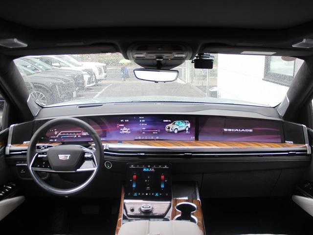 CADILLAC CADILLAC ESCALADE SPORT
