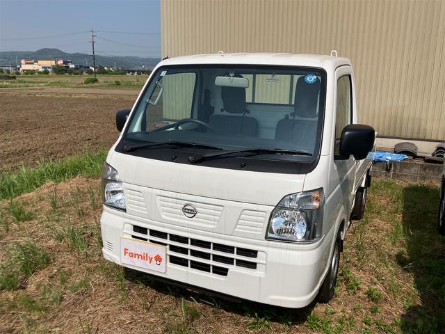 NISSAN CLIPPER TRUCK DX