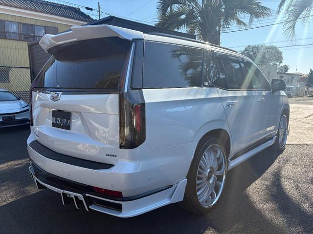 CADILLAC CADILLAC ESCALADE SPORT