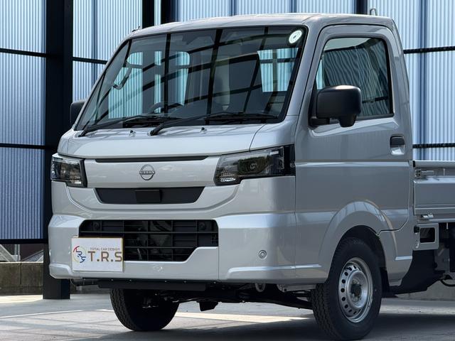NISSAN CLIPPER TRUCK DX
