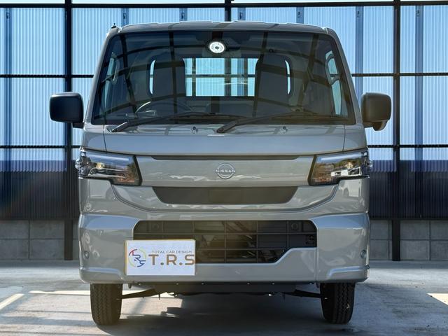 NISSAN CLIPPER TRUCK DX