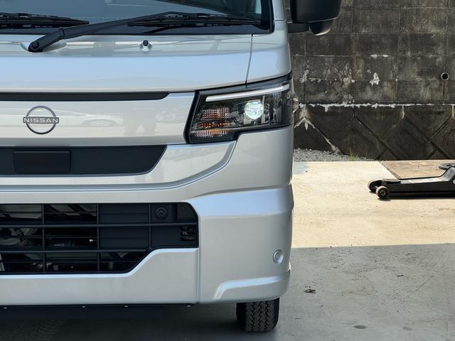 NISSAN CLIPPER TRUCK DX