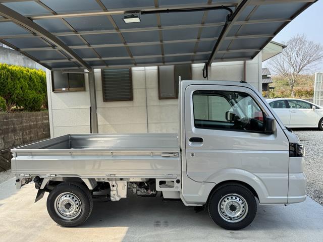 NISSAN CLIPPER TRUCK DX